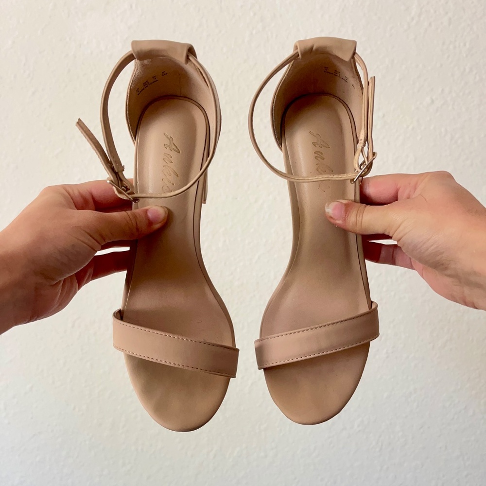Ankis Nude Nubuck Leather Open Toe Ankle Strap Chunky Heel Sandals 2.75 Inch - Picture 3 of 6